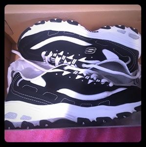 Skechers D'Lites Air Cooled Sneakers